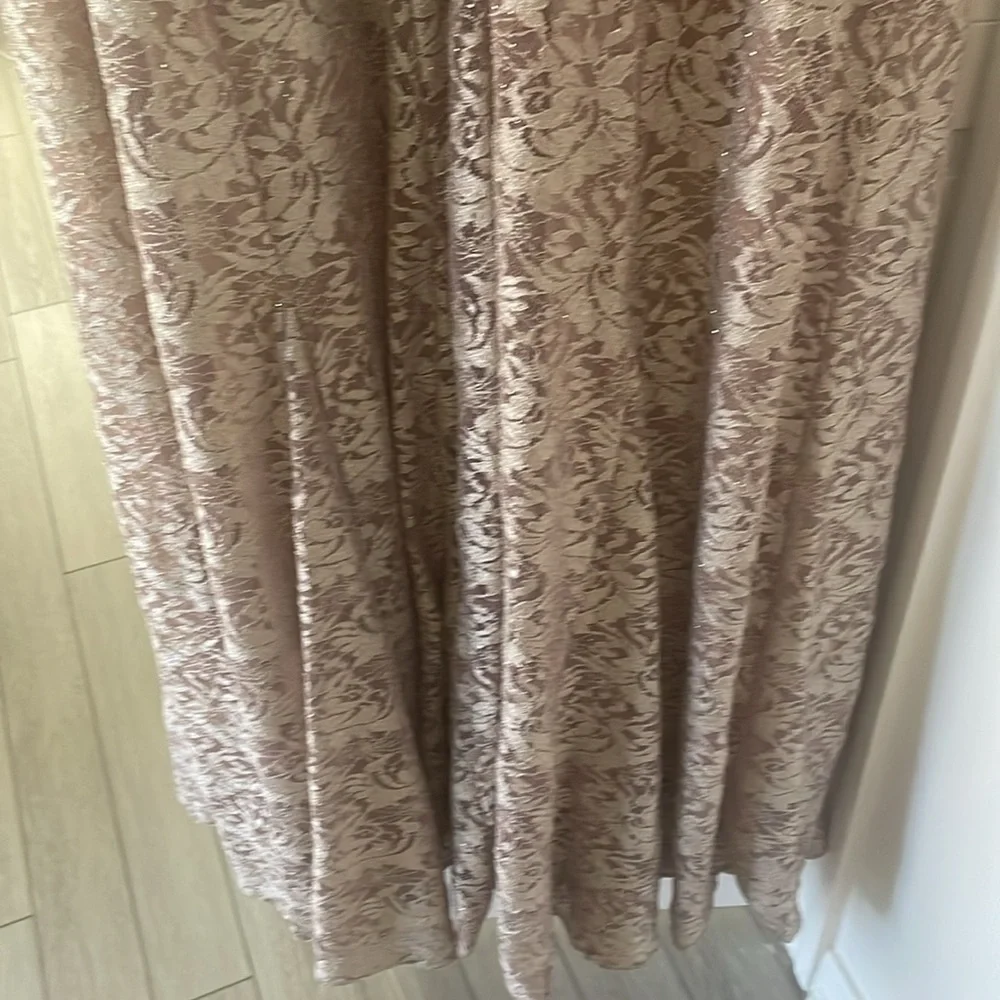NWOT Tahari Embellished Lace Dress Size 16 - Picture 10 of 14